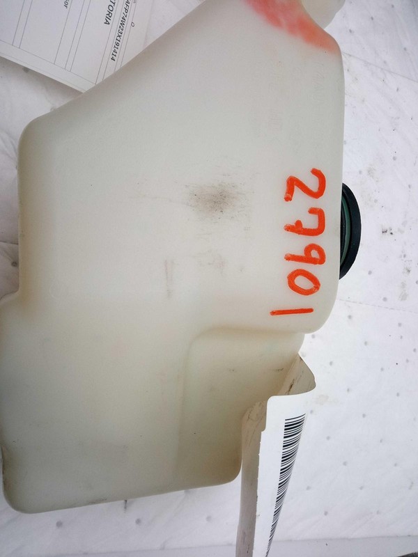 2003 Ford Crown Victoria Washer Fluid Reservoir OEM 4.6L Red 116K Miles