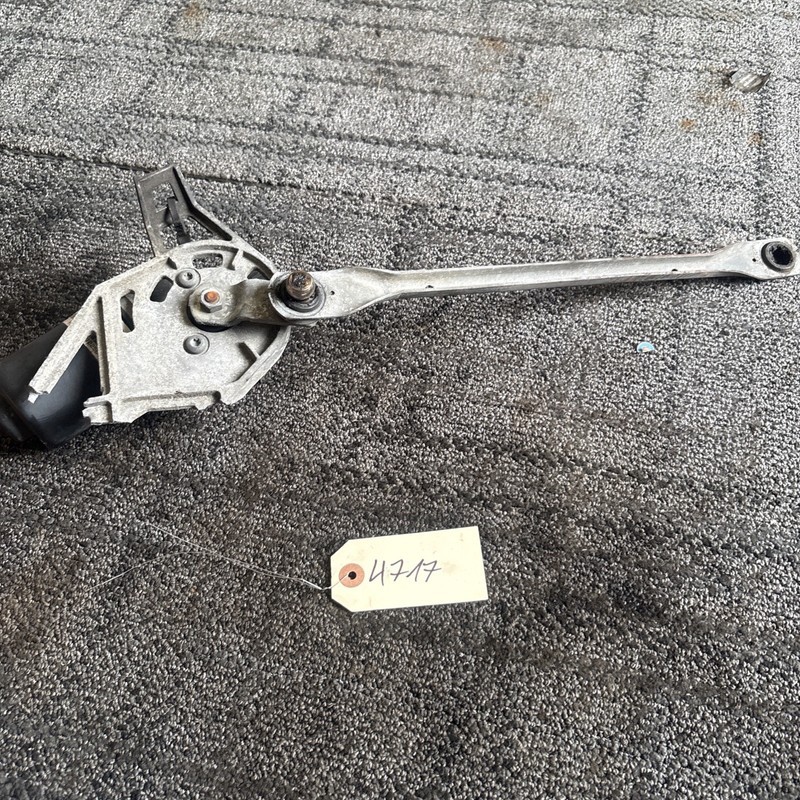 Freightliner Cascadia Trico Wiper Motor 91498-288 Broken