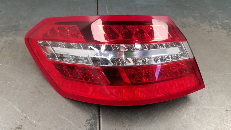 2011 Mercedes Benz AMG E 63 Left Driver Tail Light #4899 P6