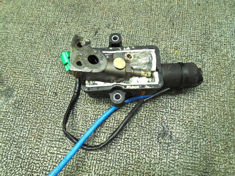 YAMAHA OUTBOARD OXYGEN SENSOR W/ COVER 68F-8592A-00-00 2000-2014 150 175 200 HP