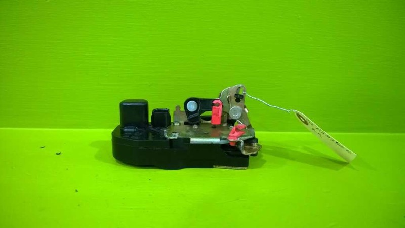 02 03 DODGE RAM 1500 PASSENGER RIGHT REAR DOOR LOCK LATCH OEM 3211-28