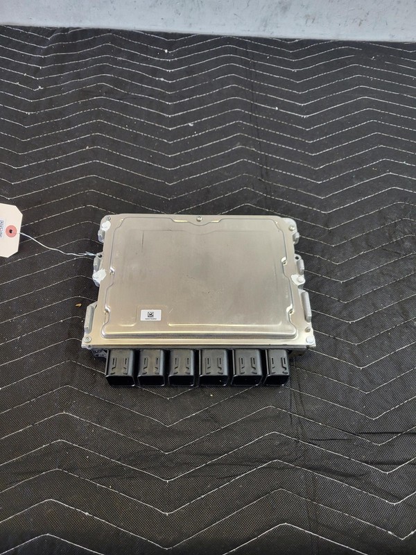 Used Oem BMW ECM ECU Engine Control Module Unit 2023-2024 430Xi Gran Coupe 2.0L