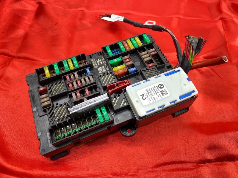 BMW G12 G14 G16 G30 G32 F90 F92 M5 Rear Power Distribution Fuse Box Module OEM✅