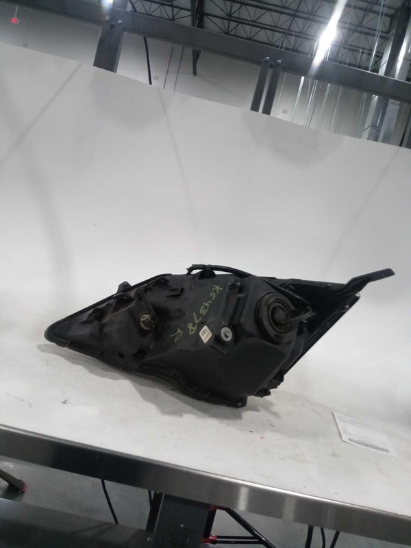2010 Honda CR-V Right Headlight Assembly Black OEM 487293 Used 220k Miles