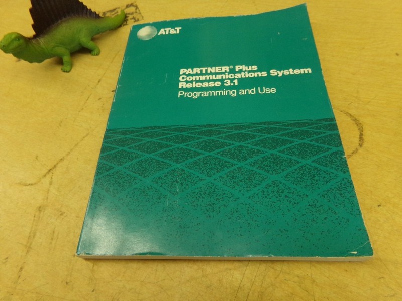 AT&T 518-455-217, "Partner Plus Communications System Release 3.1" Manual