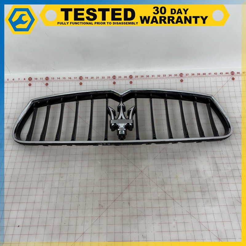 14-17 MASERATI GHIBLI FRONT BUMPER UPPER RADIATOR GRILLE GRILL EMBLEM OEM