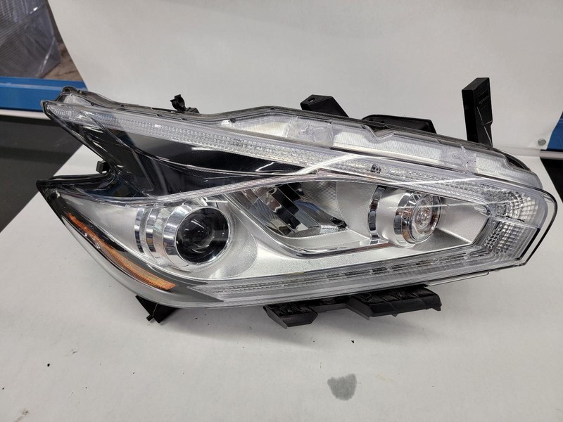 17 NISSAN ROGUE Right Passenger Headlight Headlamp LED OEM Grade B