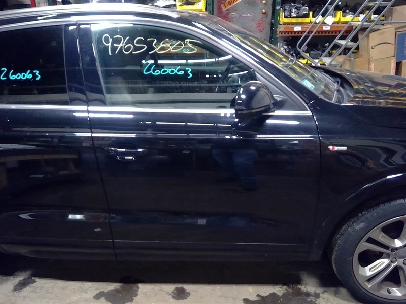 Passenger Right Front Door Electric Fits 15-18 AUDI Q3 1755810