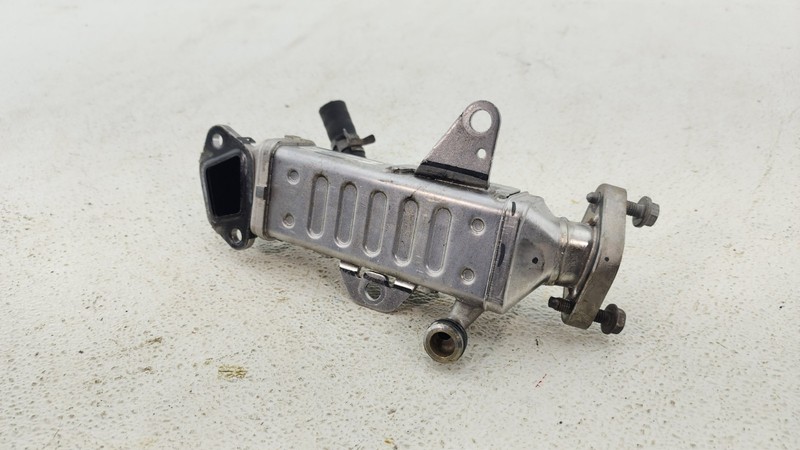 2017-2020 ALFA ROMEO GIULIA 2.0L l4 GASOLINE ENGINE MOTOR EGR VALVE COOLER OEM