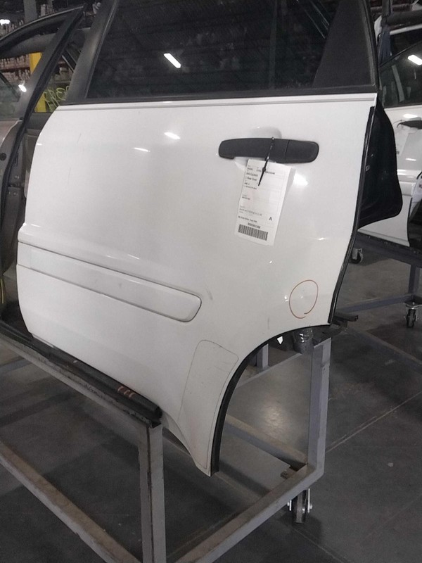 2005 Chevrolet Equinox Left Rear Door White 387036 Scratch & Dent 160K Miles
