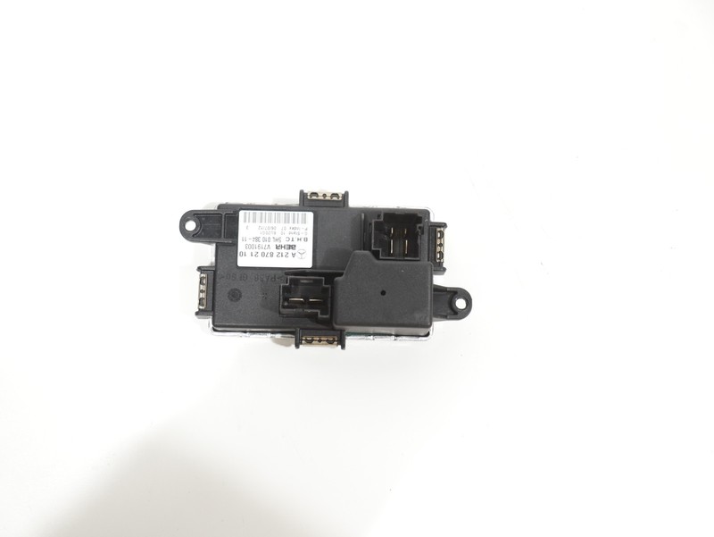 2012-2014 Mercedes W204 C250 Sedan Blower Motor Regulator Resistor OEM A21287021