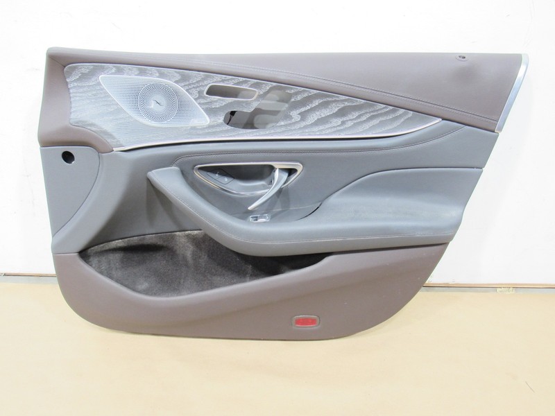 19-23 Mercedes CLS450 C257 2021 Front Right Passenger Door Cover Trim Panel ;:A