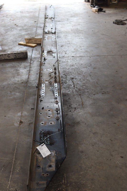 2013-2020 KENWORTH T680 PACCAR TRUCK CAB RIGHT SIDE FRAME BEAM ABOUT 27.5' OEM