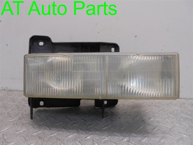 90-99 CHEVROLET C1500 C2500 C3500 SILVERADO DRIVER HEADLIGHT OEM 15602613