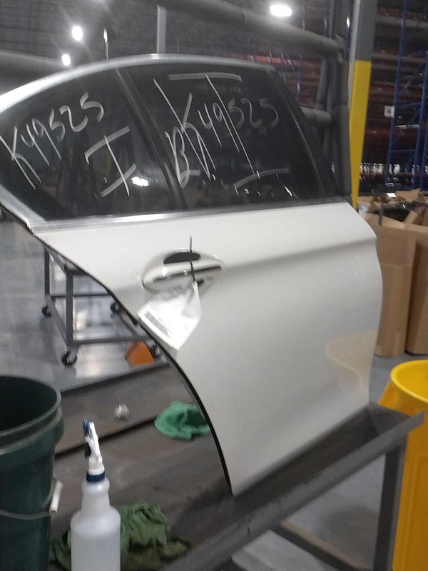 2016 BMW 535I Right Rear Door White OEM 114052 74000 Miles