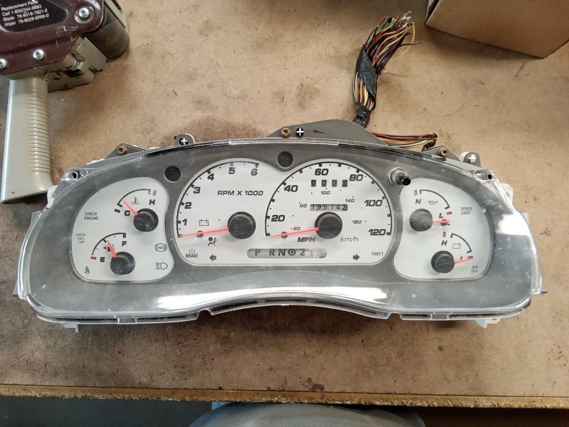 Speedometer Cluster 2 Door Sport Package MPH Fits 01-03 EXPLORER 443422