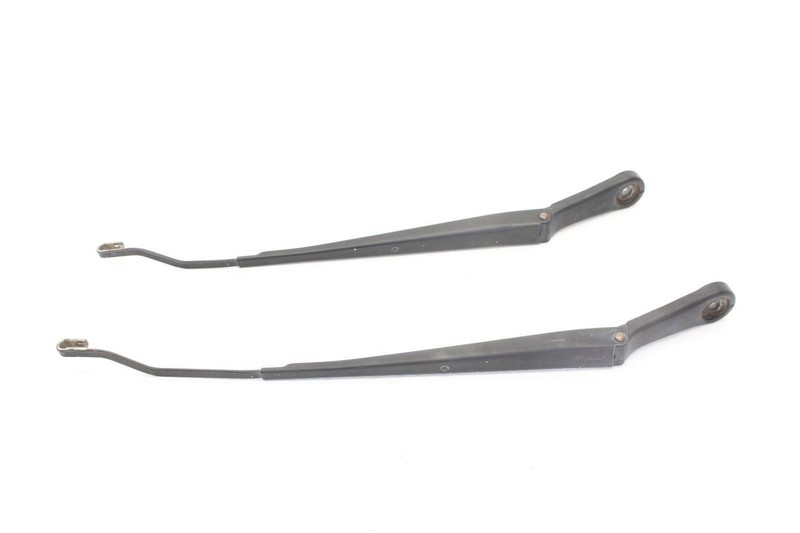 91-96 Nissan 300ZX 2+0 Coupe Pair of Left and Right Windshield Wipers