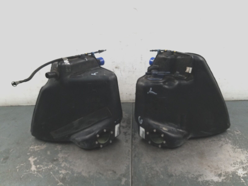 2002 Chevy Corvette C5 Z06 Fuel Tanks #2097 VV6