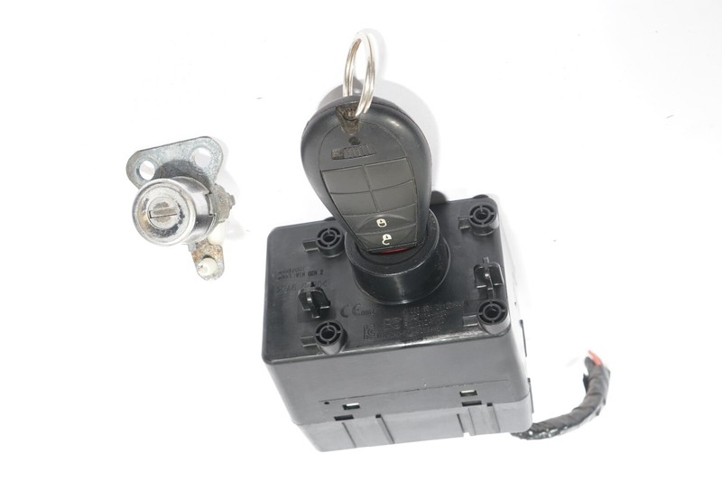 2014-2020 DODGE GRAND CARAVAN IGNITION KEY SET SET OF 3 OEM