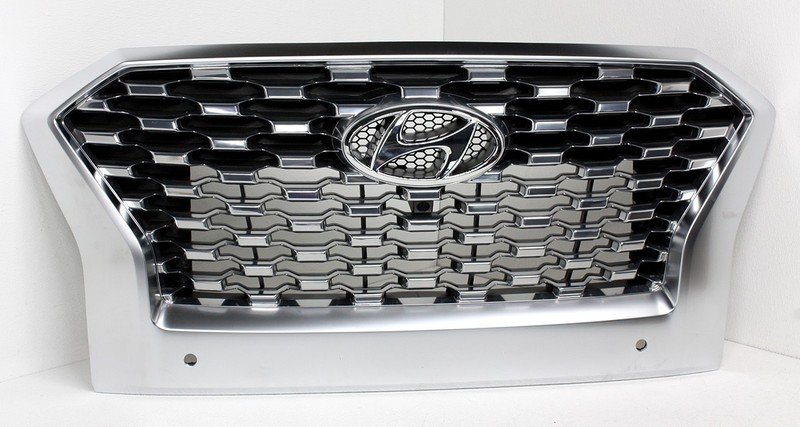 OEM Hyundai Palisade Upper Grille 86350-S8170 Scratches Missing Clips