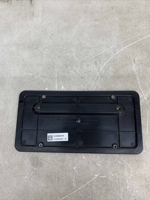 17-23 MODEL 3 Black Rear Bumper Tag Mount 1096844-00-B 34082 B30