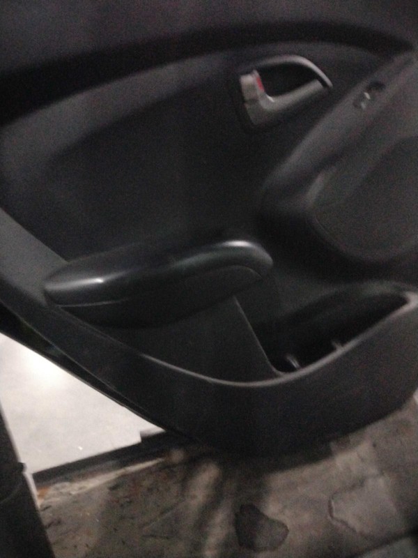 2015 Hyundai Tucson Left Door Black Good Condition 4DR SUV OEM Part 232440
