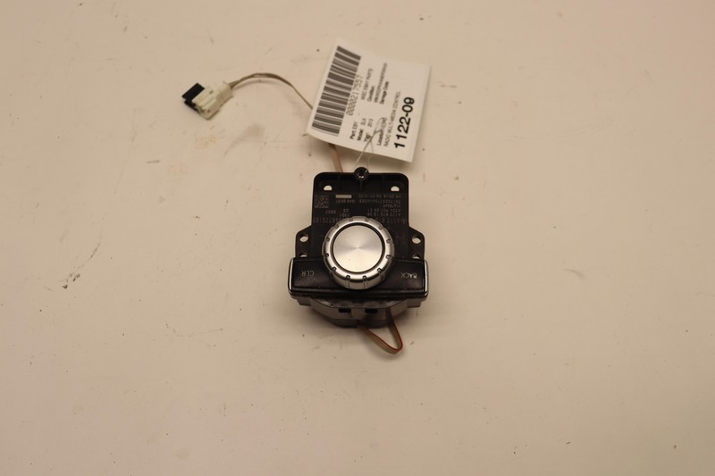 2012-2015 MERCEDES SLK250 R172 RADIO NAVIGATION HEAD UNIT CONTROL KNOB OEM