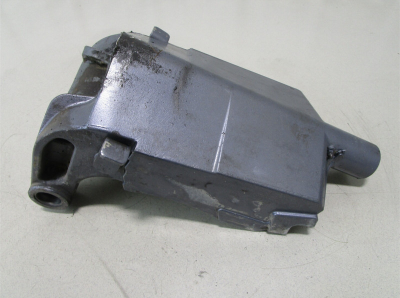 6D8-43311-00-4D Yamaha Outboard 90 HP 4 STK Swivel Bracket Assembly 2005