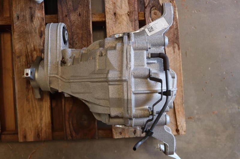 2018-2024 ALFA ROMEO STELVIO 2.0L REAR DIFFERENTIAL CARRIER TORQUE VECTORING