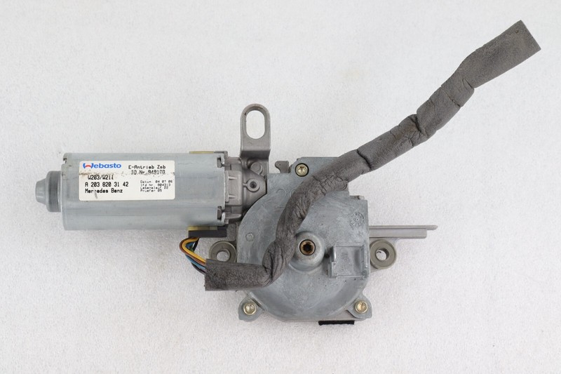 ✅ 01-11 Mercedes W209 CLK350 E500 Top Upper Sunroof Sun Roof Window Motor Unit