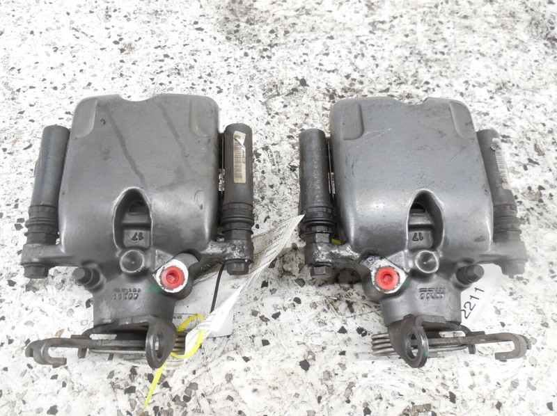 2014-2017 Buick Regal Rear Brake Caliper Pair Left Right OEM Brembo Opt J64