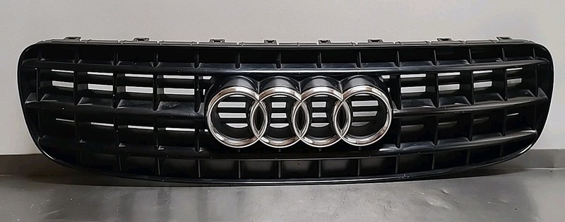 MK1 Audi TT Upper Bumper Grille Center Grill Trim Genuine OEM 2003 Thru 2006