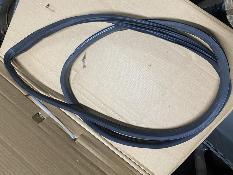 Ford Fiesta 2011 To 19 Genuine Front Left Side door Frame Rubber Seal