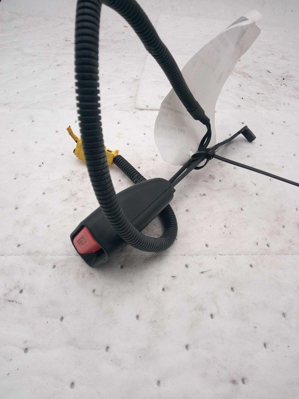 2017 KIA Forte OEM White Seat Belt 88830A7500WK 70000 Miles Used