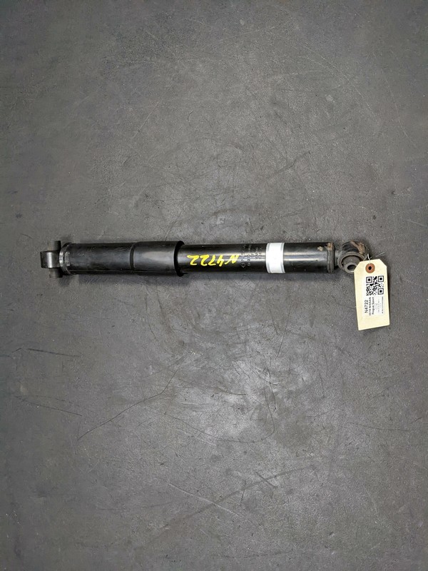 Right Left Rear Shock Absorber 56210-6MA1A 2019 Nissan Rogue Sport 2017-2020