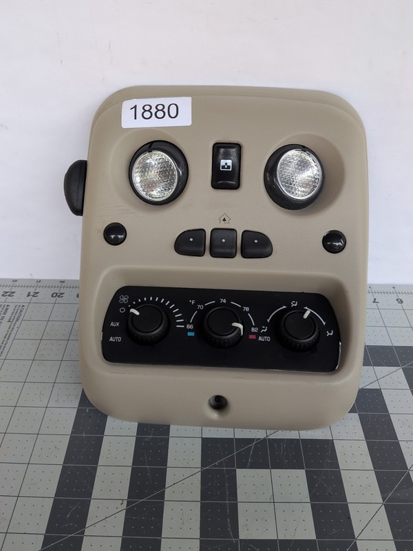 1999-2005 Chevrolet Tahoe Overhead Dome Light Rear Climate Control 15748171 HEAT