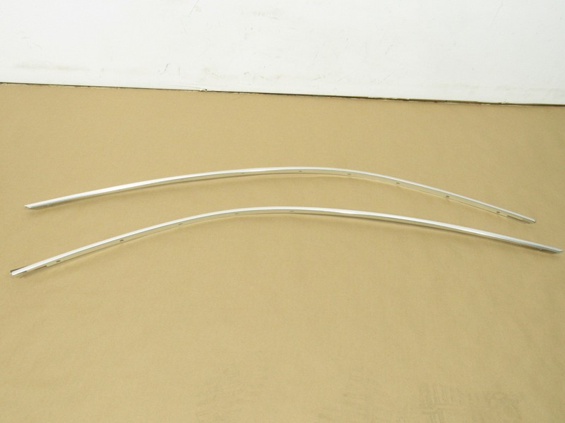 08-12 Maserati Granturismo S 2010 Right Left Door Window Molding Cover Trim ^:O