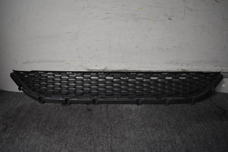 2019 JAGUAR E PACE X540 FRONT LOWER GRILLE FACTORY OEM
