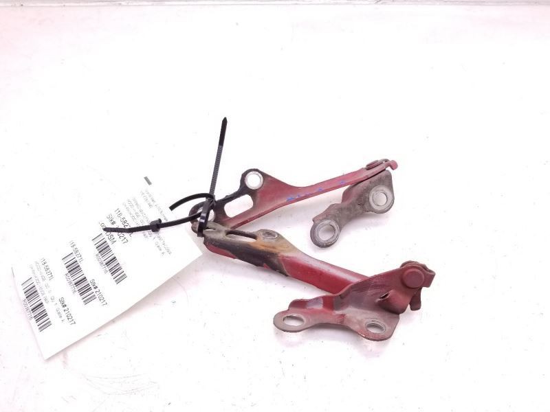 95-98 TOYOTA TACOMA LEFT AND RIGHT SIDES HOOD HINGES