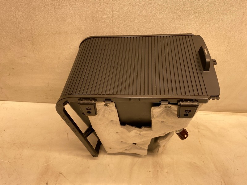 2013-2017 BUICK ENCLAVE CENTER CONSOLE STORAGE COMPARTMENT BIN OEM