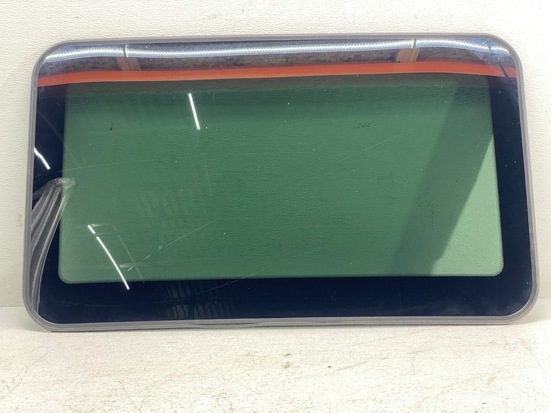 01-05 BMW E46 3 Series 4-Door Upper Sunroof Slide Glass Window Cover Panel OEM✅