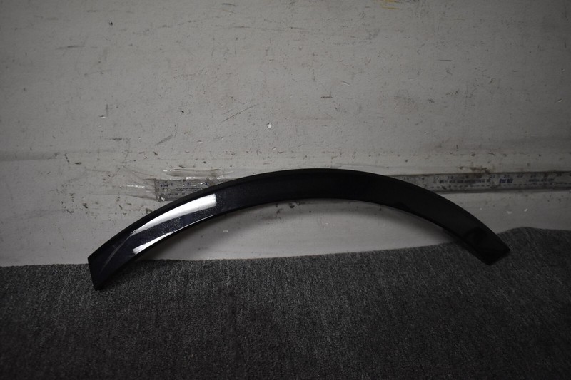 2017-2019 AUDI Q7 PREMIUM WHEEL OPENING MOLDING FACTORY OEM