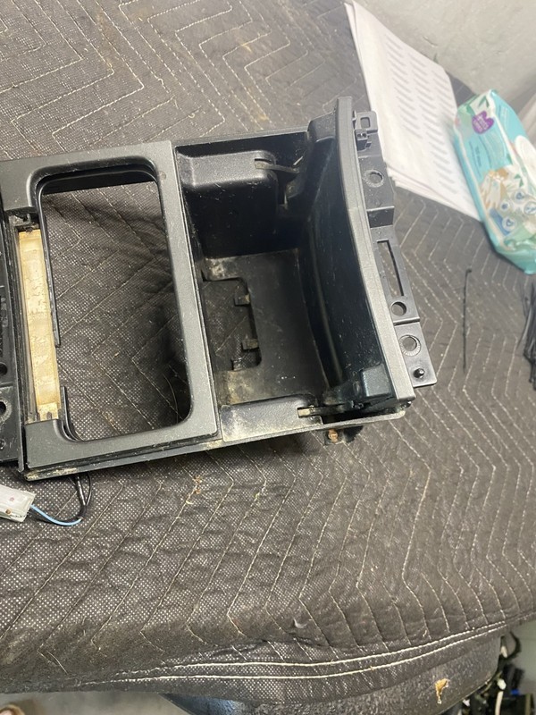 2014 Ford Taurus Limited Console Shifter Trim / Bin OEM