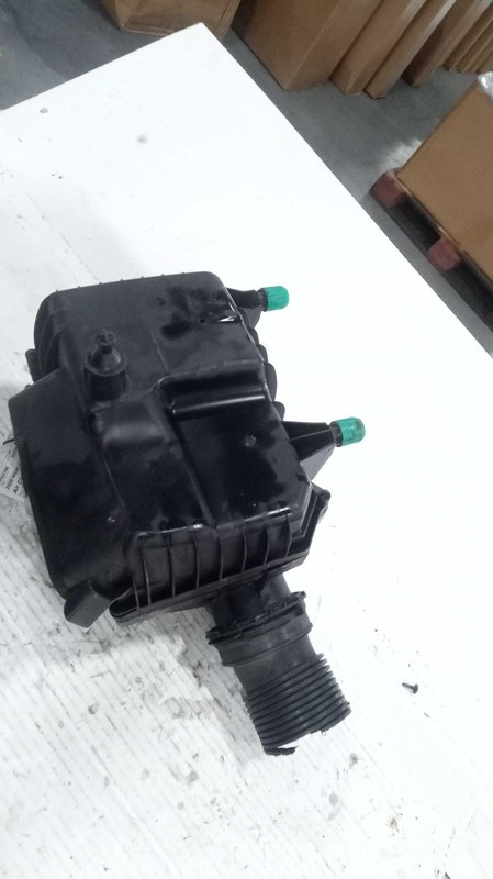 2020 Mercedes-Benz CLA-Class Air Cleaner Assembly OEM 2.0L 59000 Miles