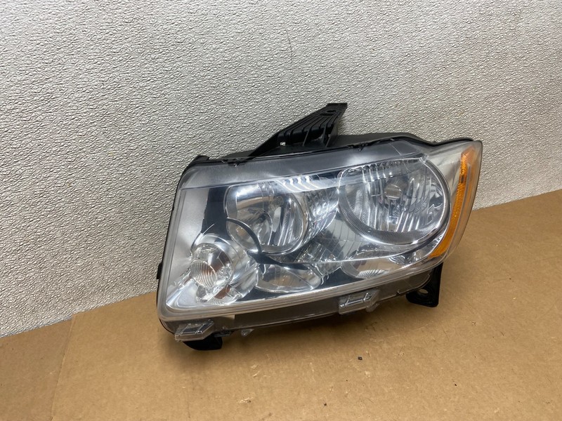 2011 to 2013 Jeep Grand Cherokee Halogen Left Driver Lh Headlight Oem Z6636 DW