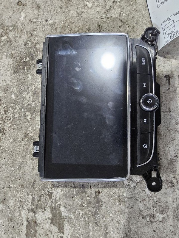 2017-2021 Buick Encore 8" Dash Display and Control Panel ID 42498392