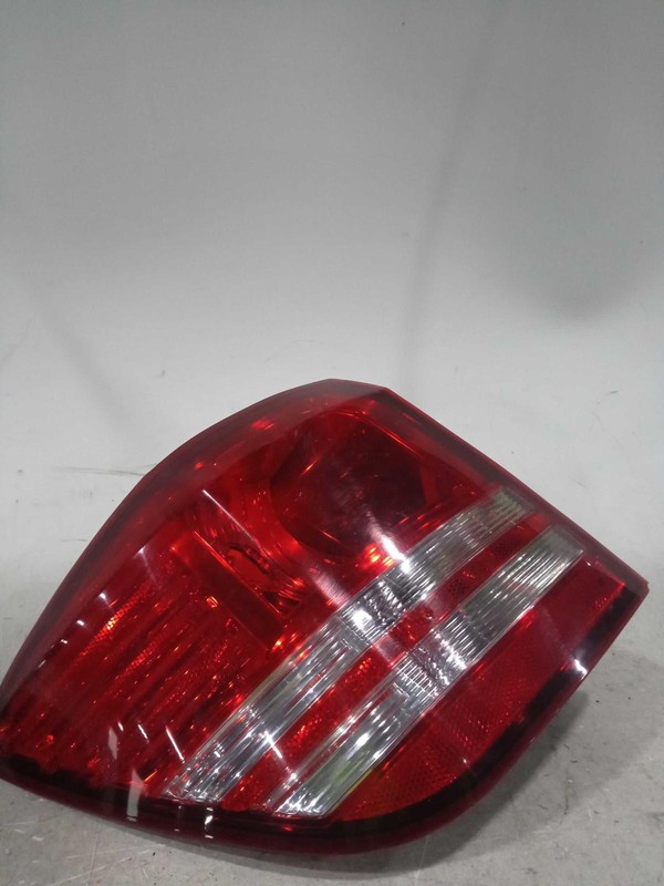 2009 Dodge Journey Left Tail Light Assembly Silver 410061 SXT SUV Used