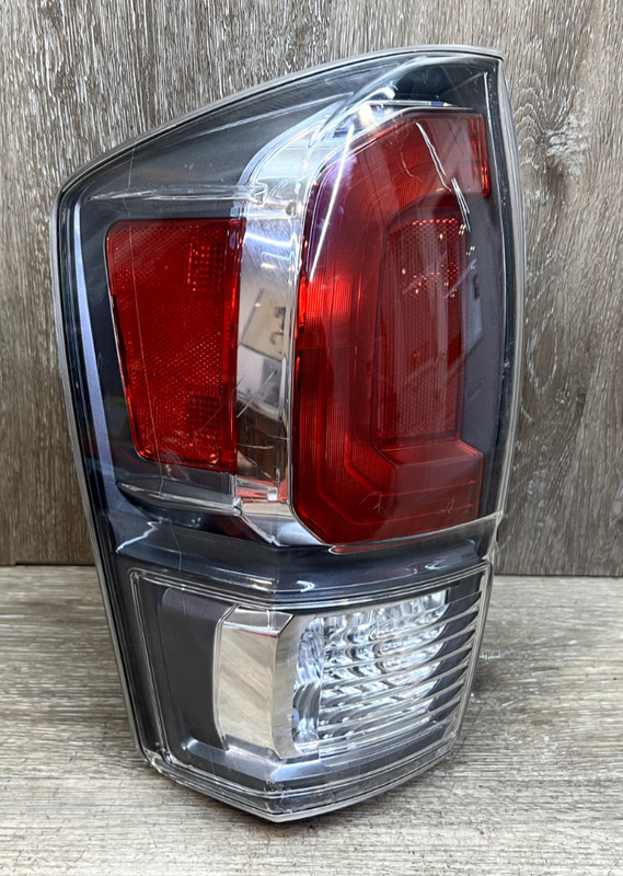 2020-2021 Toyota Tacoma LH TAIL LIGHT ASSY OEM