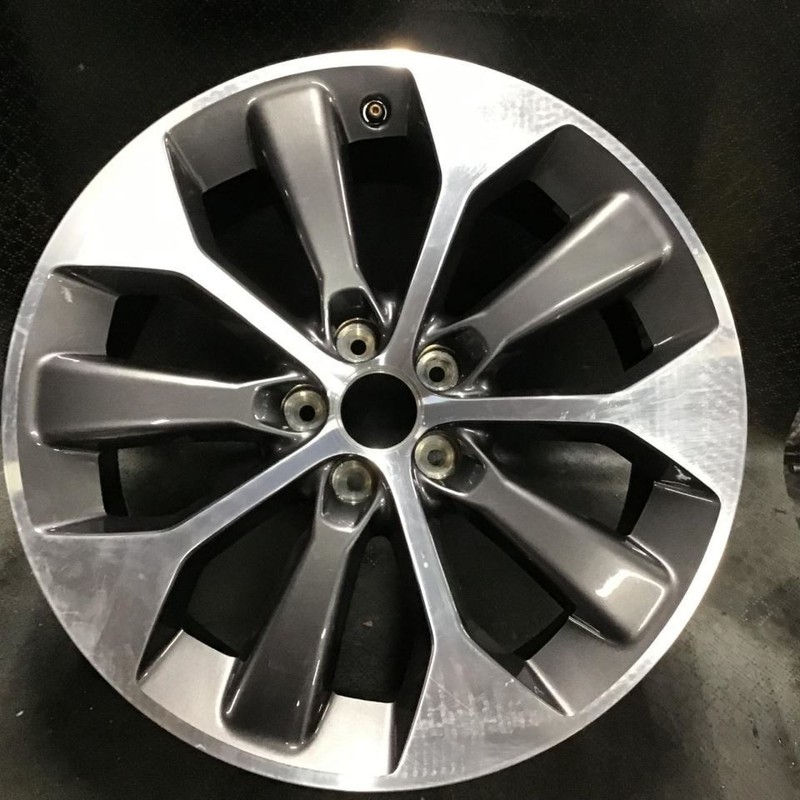 2019-2022 Jeep Cherokee 9206 Wheel 19 x 7-1/2 Rim Charcoal Polished 6BG741XYAA