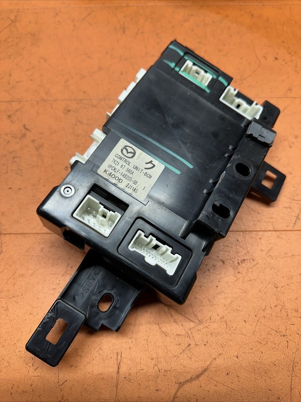 TK2167560A | 2013 - 15 Mazda CX9 Body Control Module Computer BCM BCU AT OEM